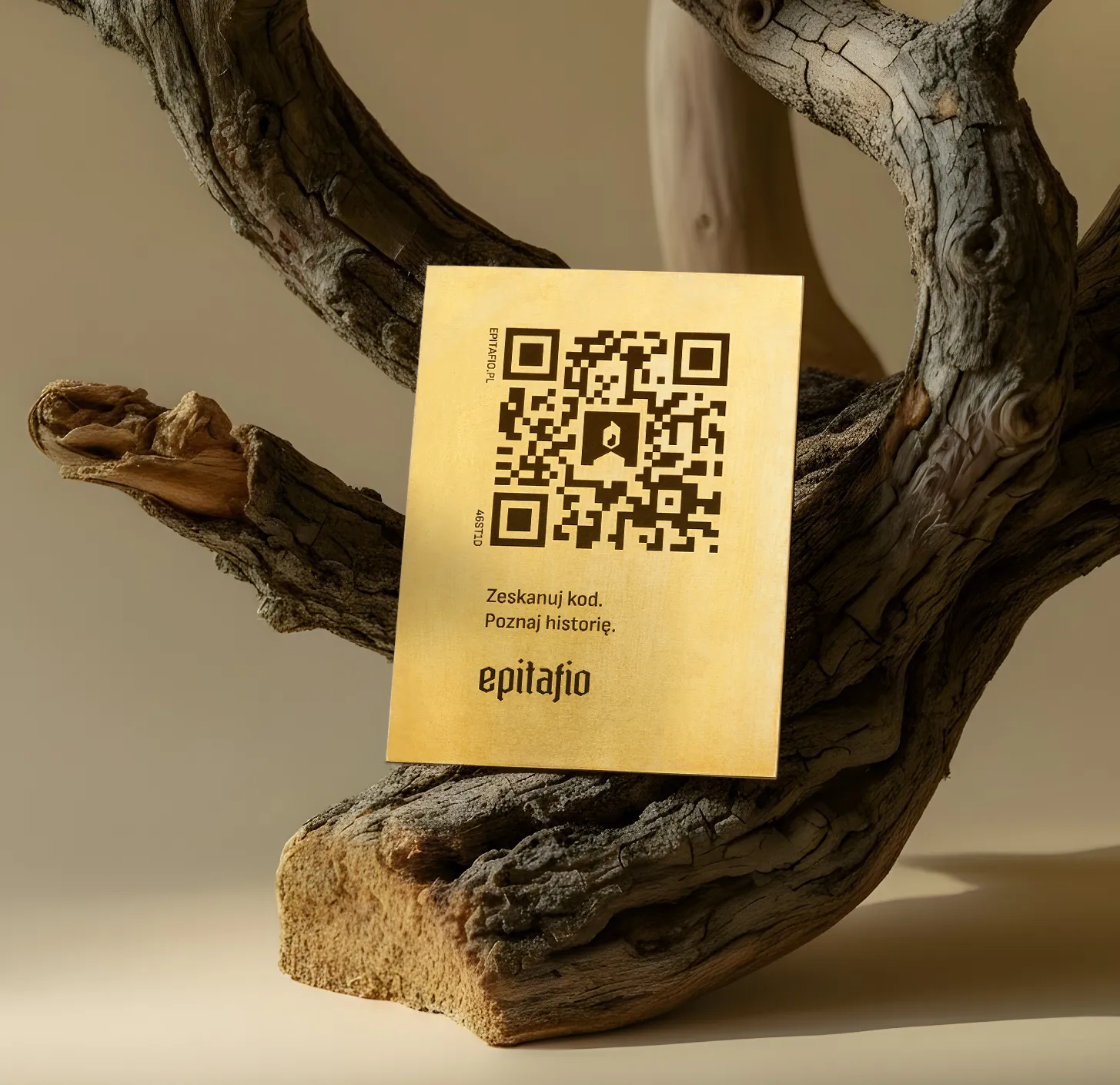 Tabliczka z kodem QR na nagrobek.